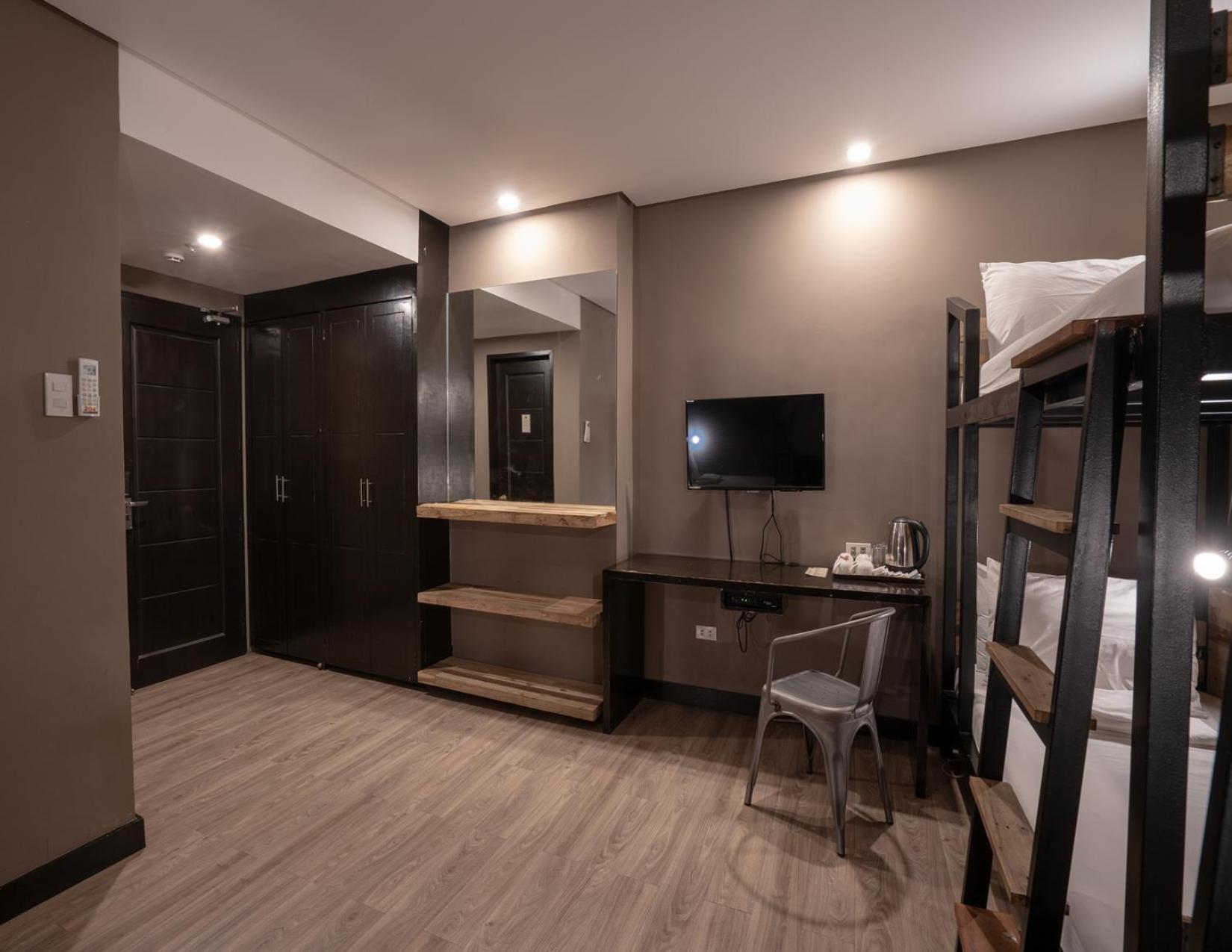 Gt Hotel Jaro Iloilo City Kültér fotó