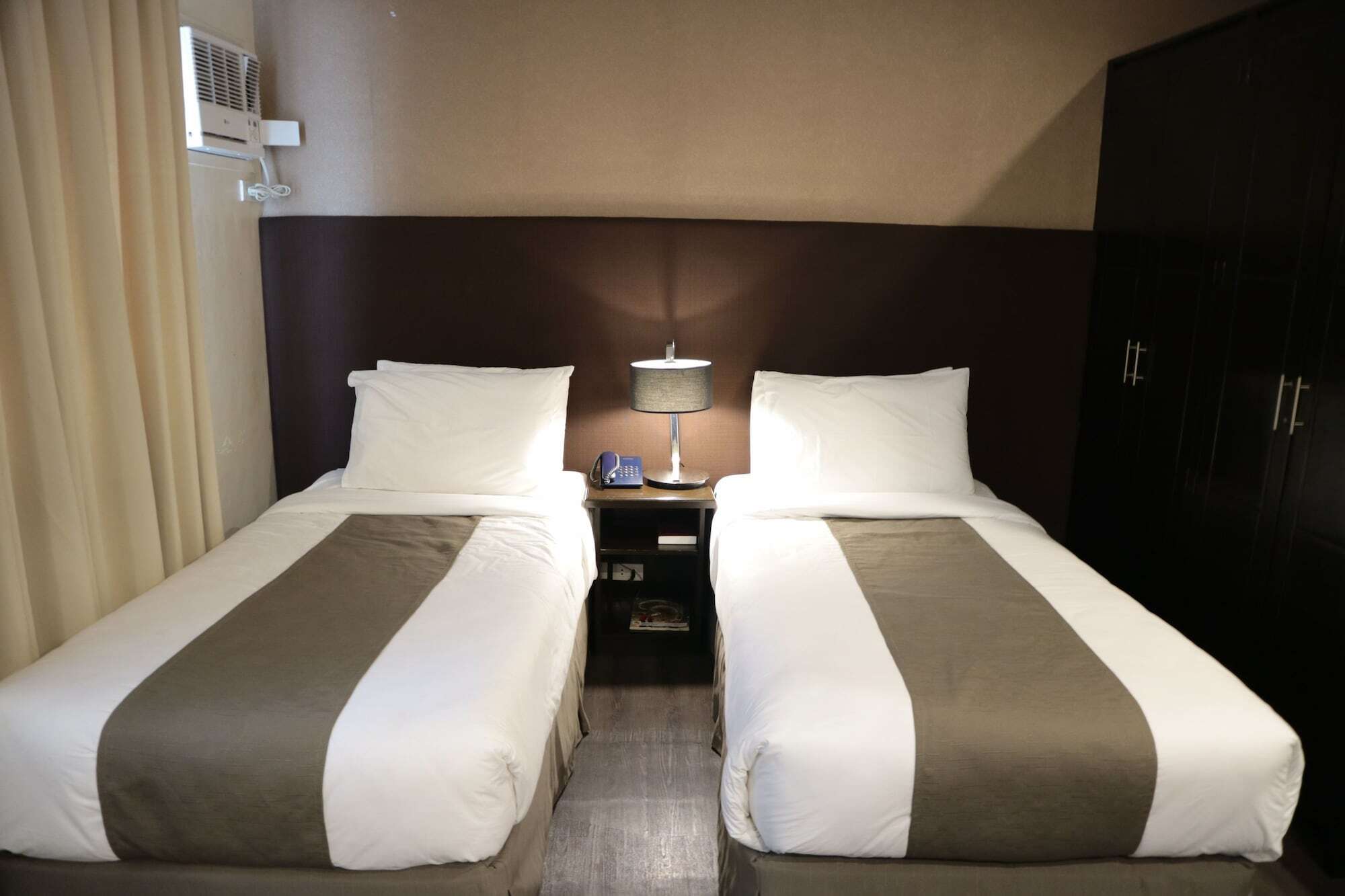 Gt Hotel Jaro Iloilo City Kültér fotó